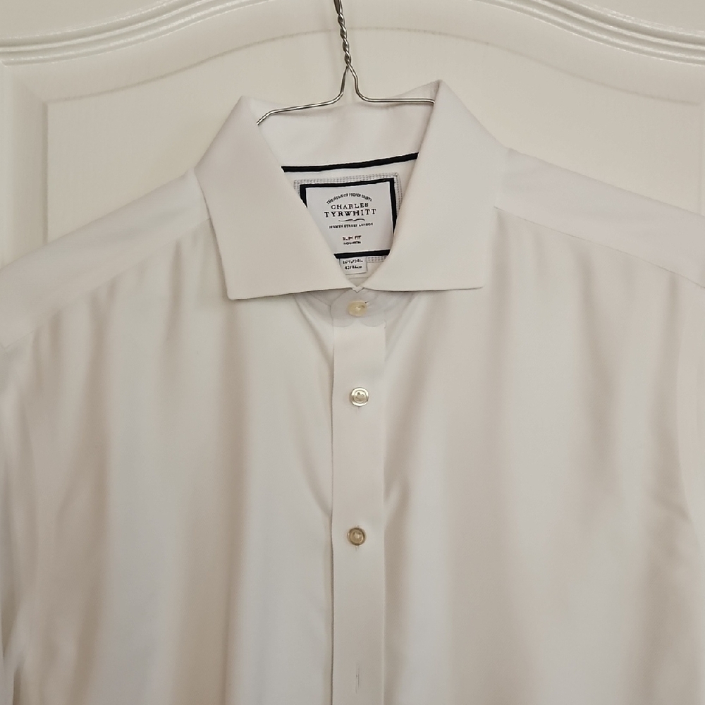 Charles Tyrwhitt White Men's Shirt L, Slim Fit, Non-Iron, 16 1/2 x34